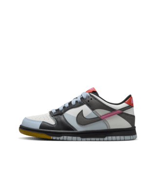 Nike Dunk Low SE Older Kids' Shoes. Nike ID